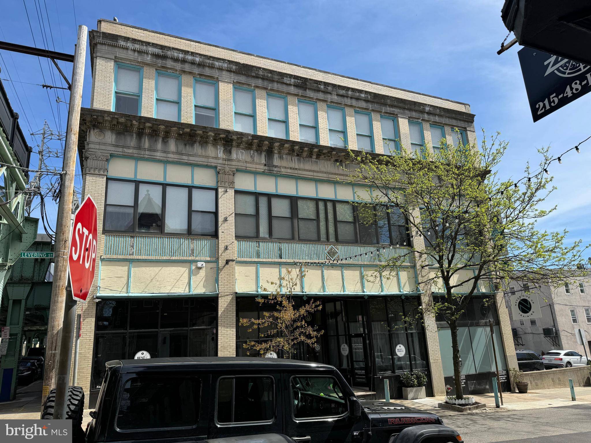 Philadelphia, PA 19127,4368 CRESSON ST #204