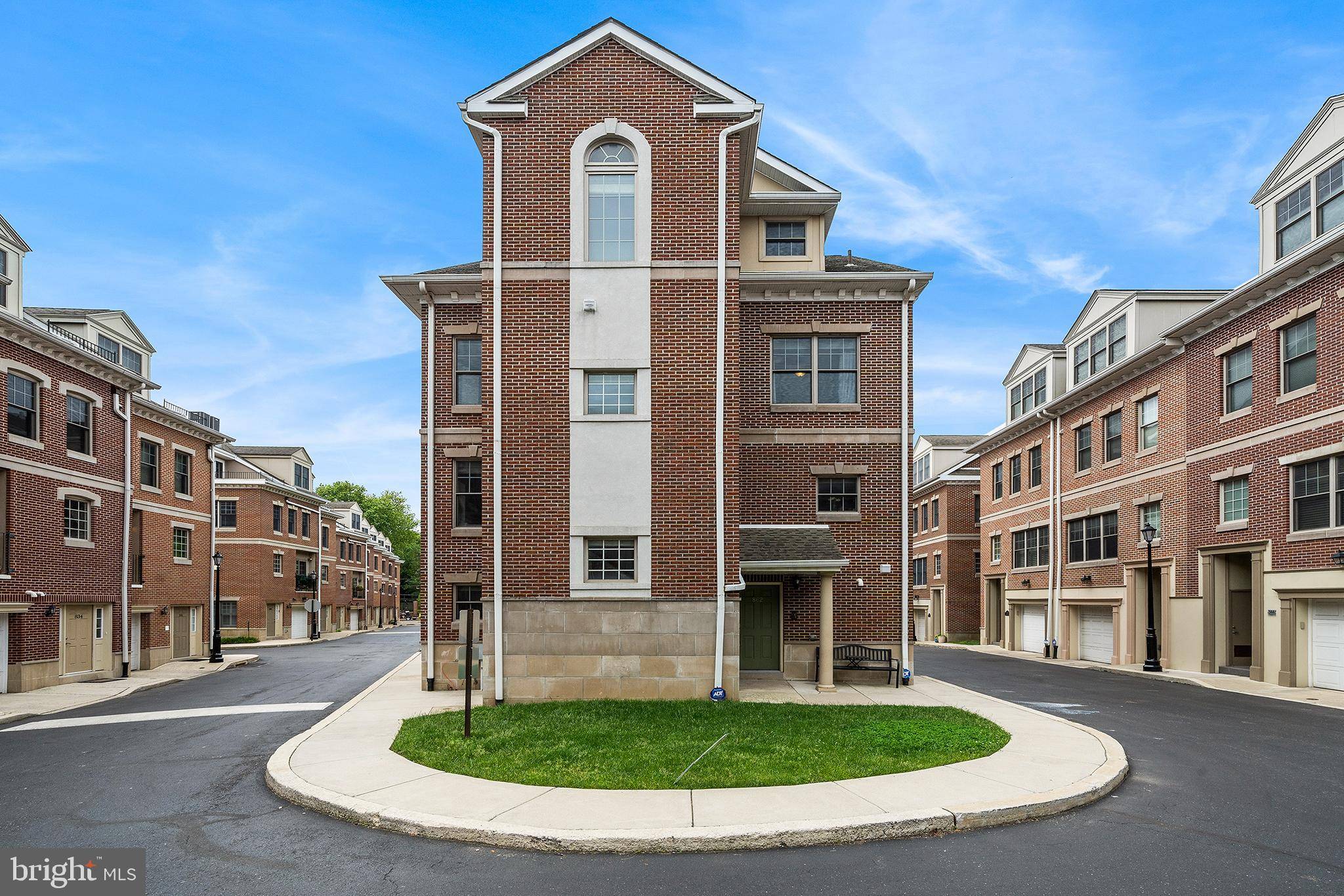 Philadelphia, PA 19147,862 INDEPENDENCE CT