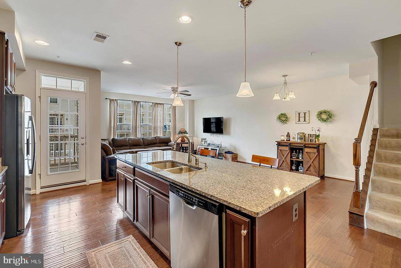 Gainesville, VA 20155,7548 BRUNSON CIR #171