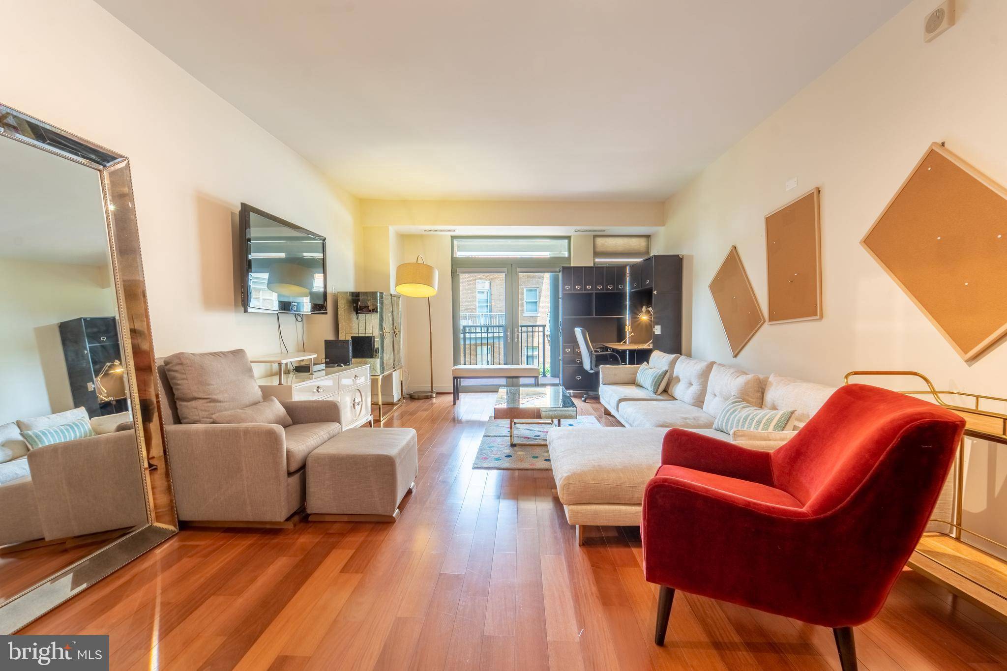 Washington, DC 20037,2425 L ST NW #542