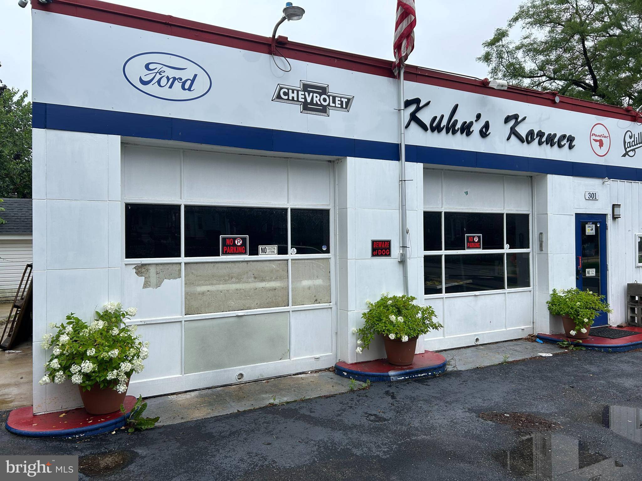 Hanover, PA 17331,301 YORK ST