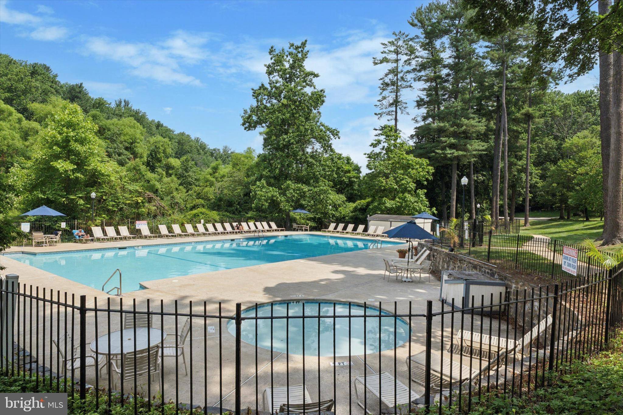 Newtown Square, PA 19073,262 GREEN BRIAR CT #262