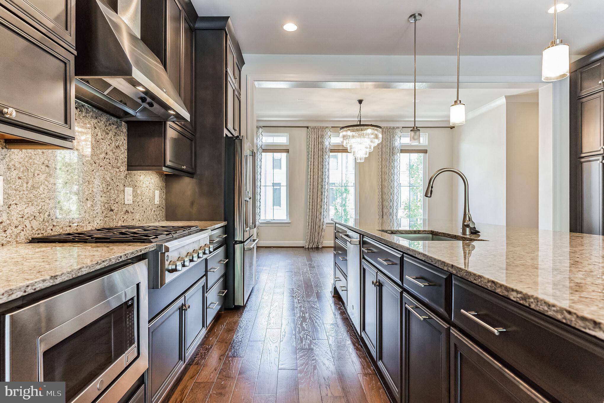Brambleton, VA 20148,42301 ASHMEAD TER