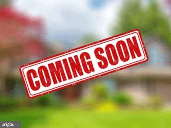 Sterling, VA 20165,45400 PERSIMMON LN