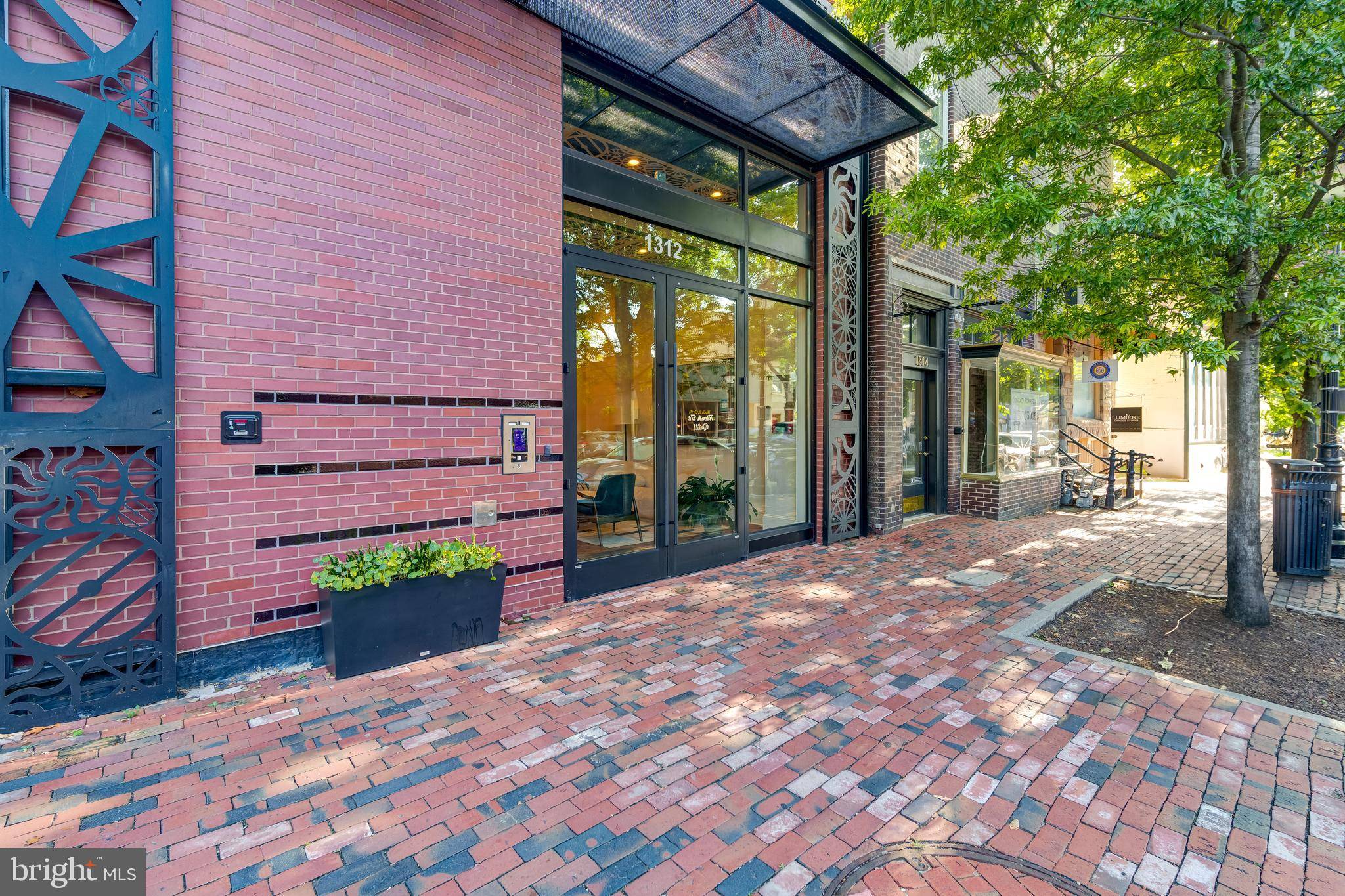 Alexandria, VA 22314,1312 KING ST #301
