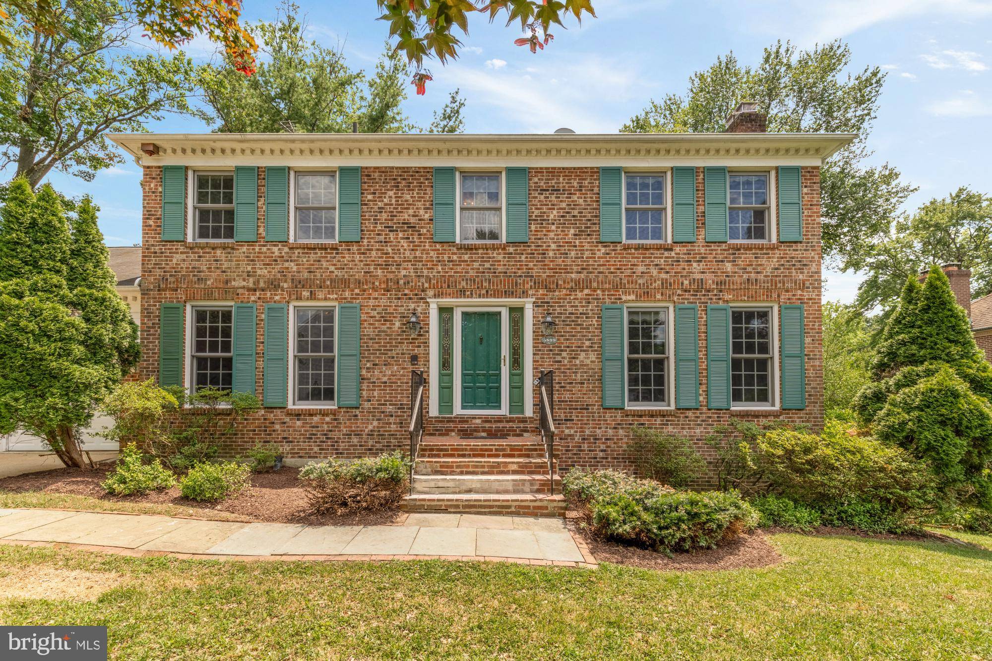 Alexandria, VA 22310,3899 LOCUST LN