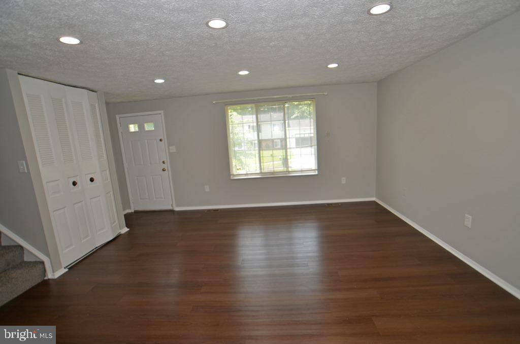 Clinton, MD 20735,6908 DUNNIGAN DR