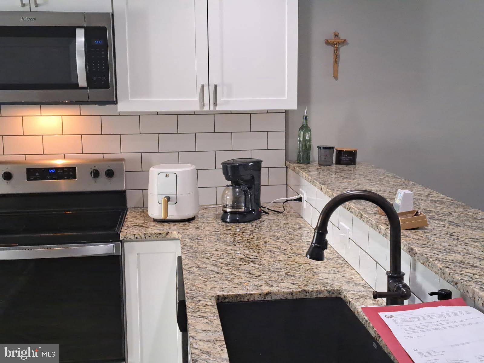 Abingdon, VA 24210,116 WEEPING WILLOW DR