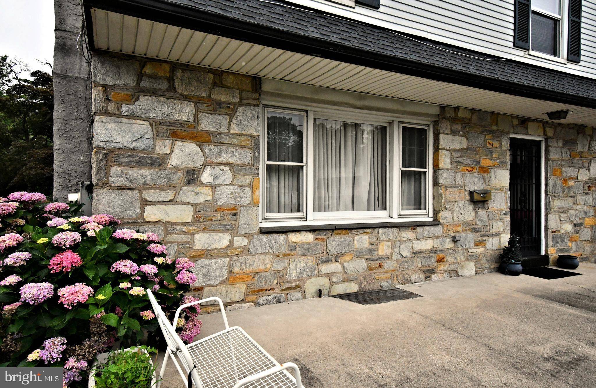 Willow Grove, PA 19090,805 N EASTON RD