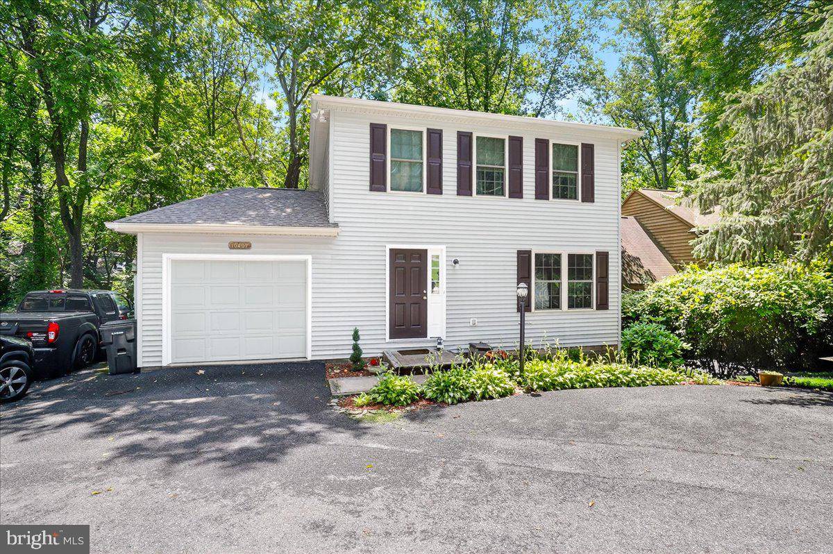 New Market, MD 21774,10407 HEDGEAPPLE CT
