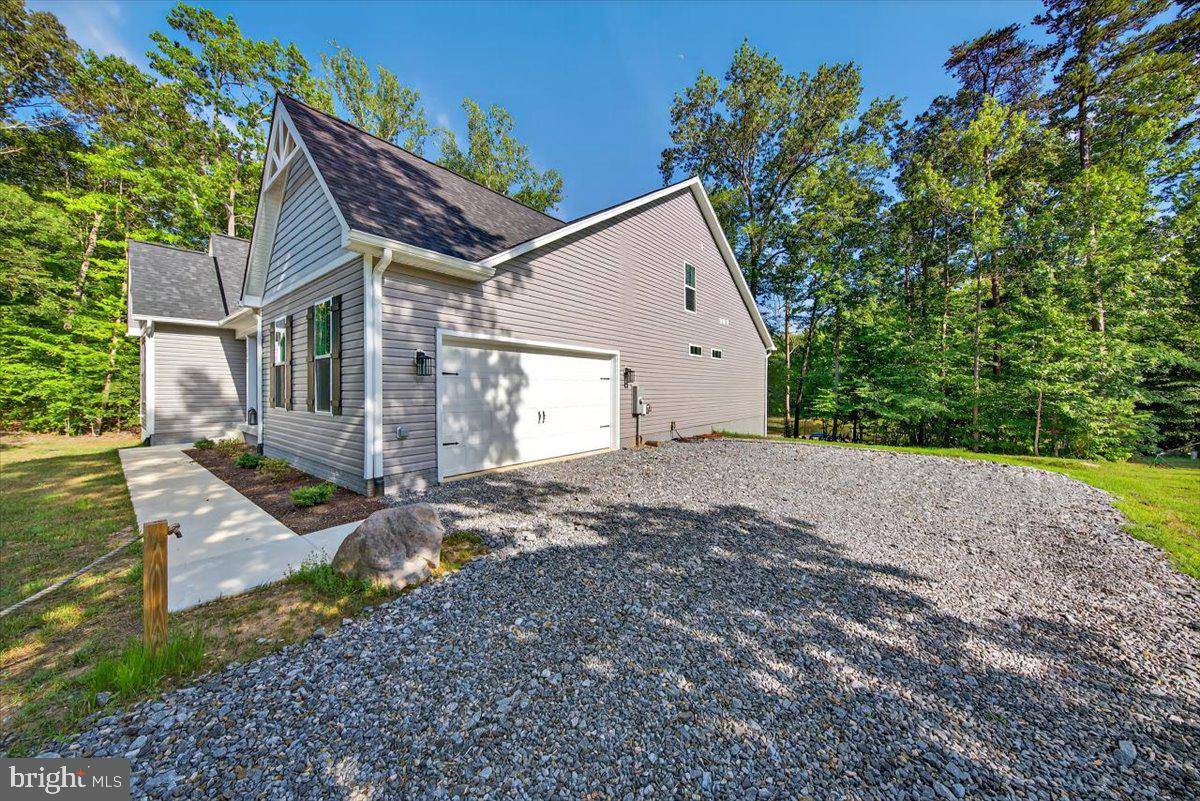 Mineral, VA 23117,150 WINCHESTER TRAIL