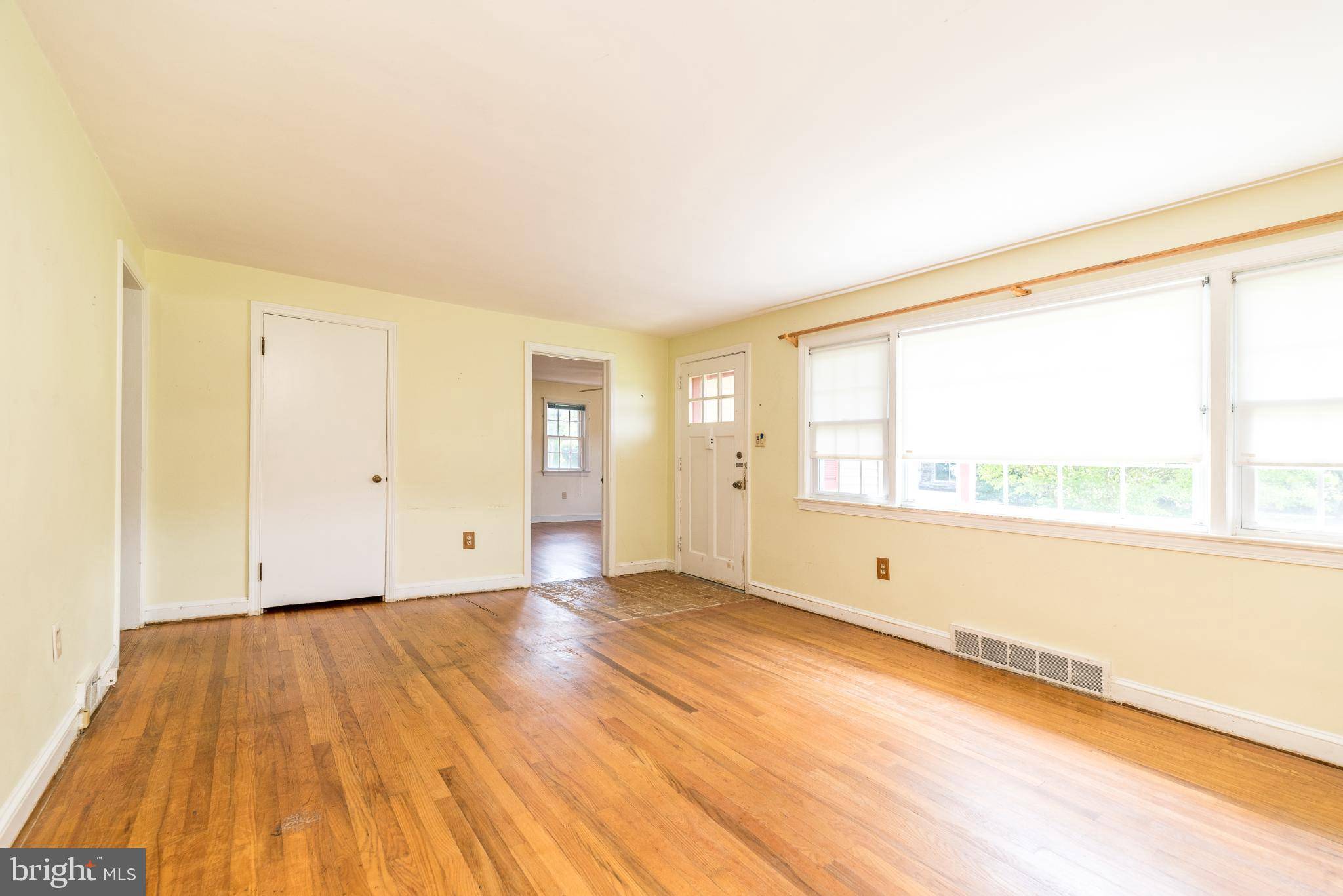 Yardley, PA 19067,52 FAIRWAY DR