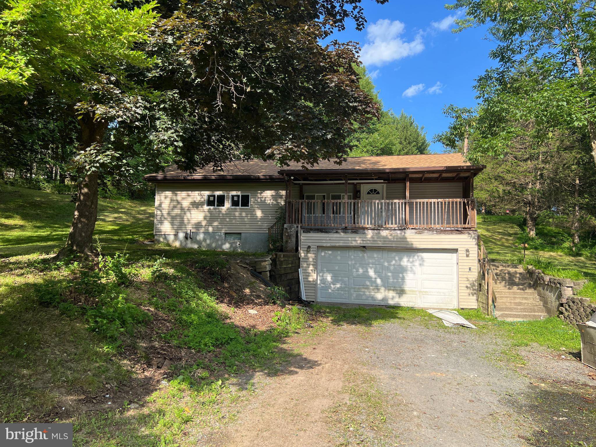 Saylorsburg, PA 18353,300 SILVER VALLEY RD