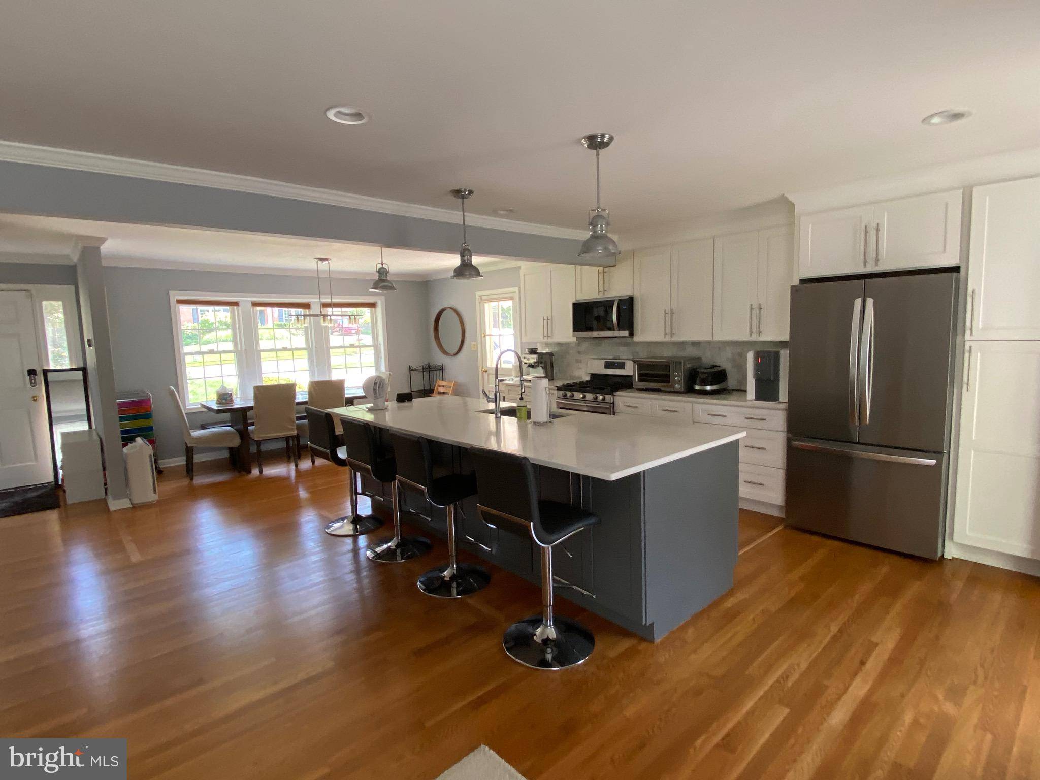 Vienna, VA 22182,8812 HIGDON DR