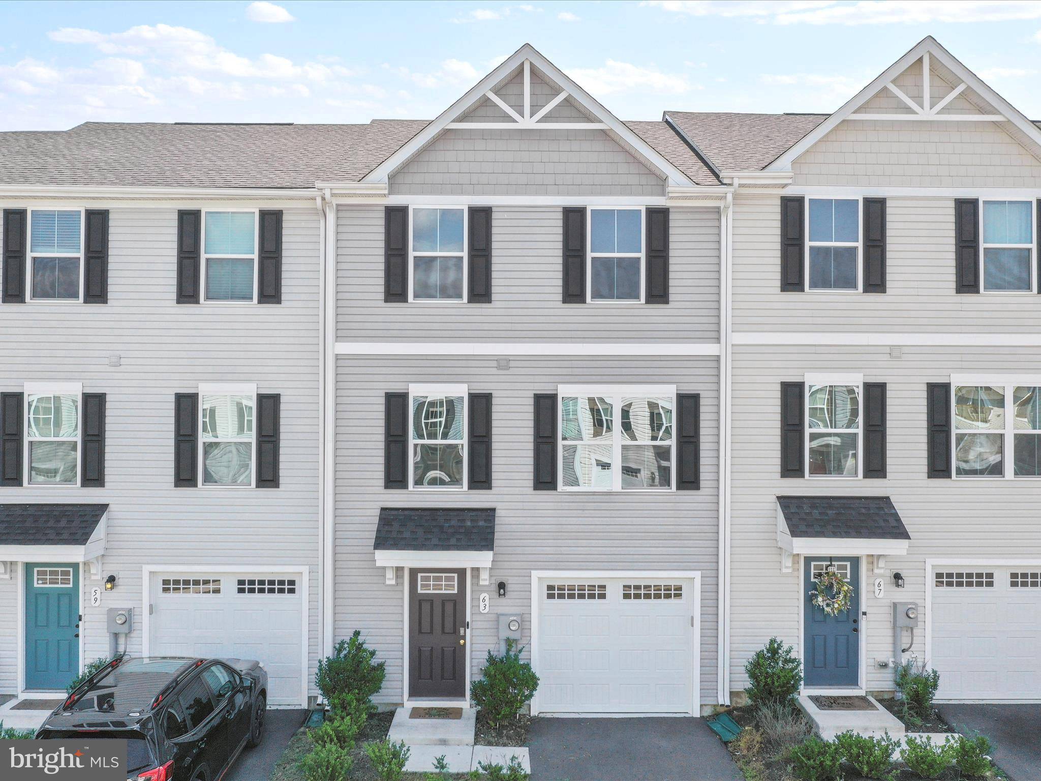 Martinsburg, WV 25403,63 OGUNQUIT DR