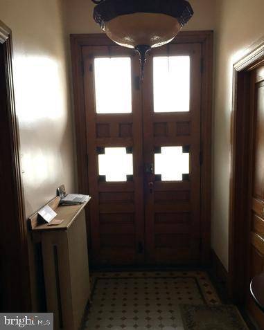 Greencastle, PA 17225,101 BALTIMORE ST E #2