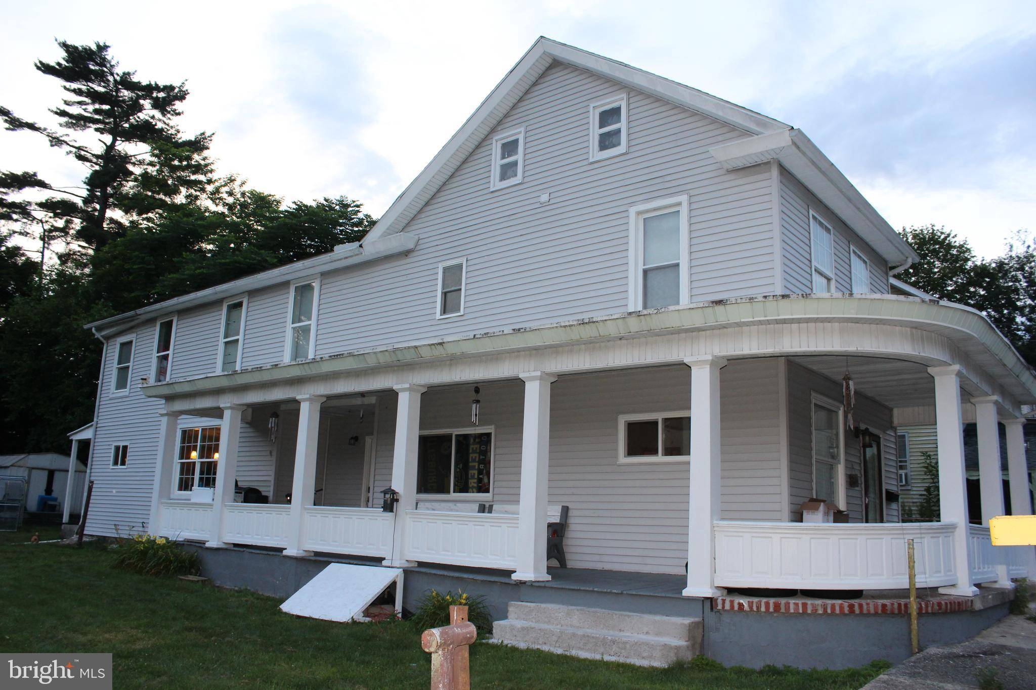 Williamstown, PA 17098,116 WALNUT ST
