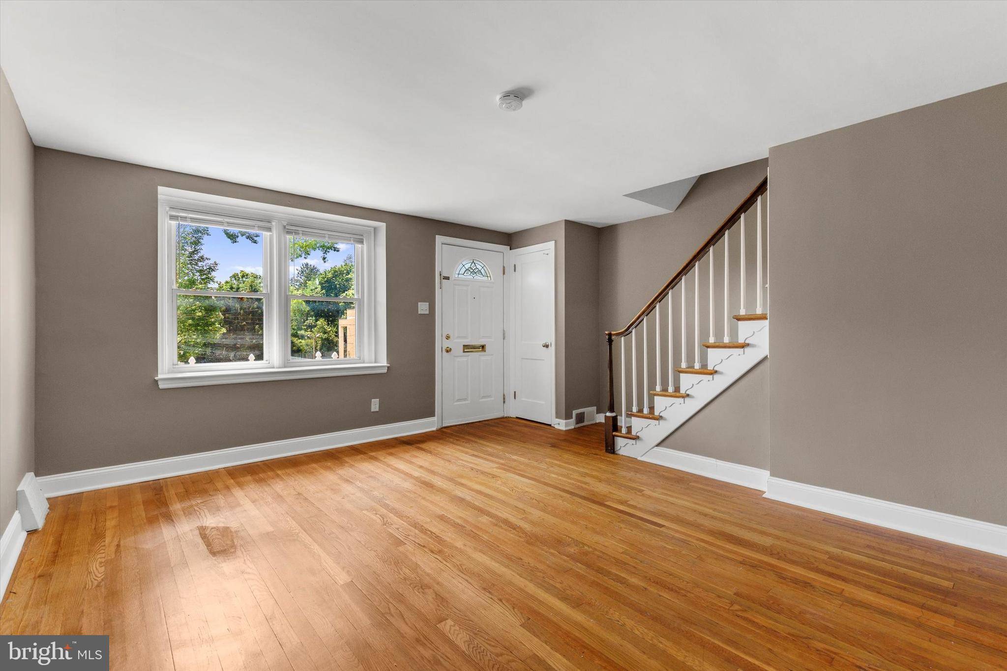 Harrisburg, PA 17104,393 HALE AVE