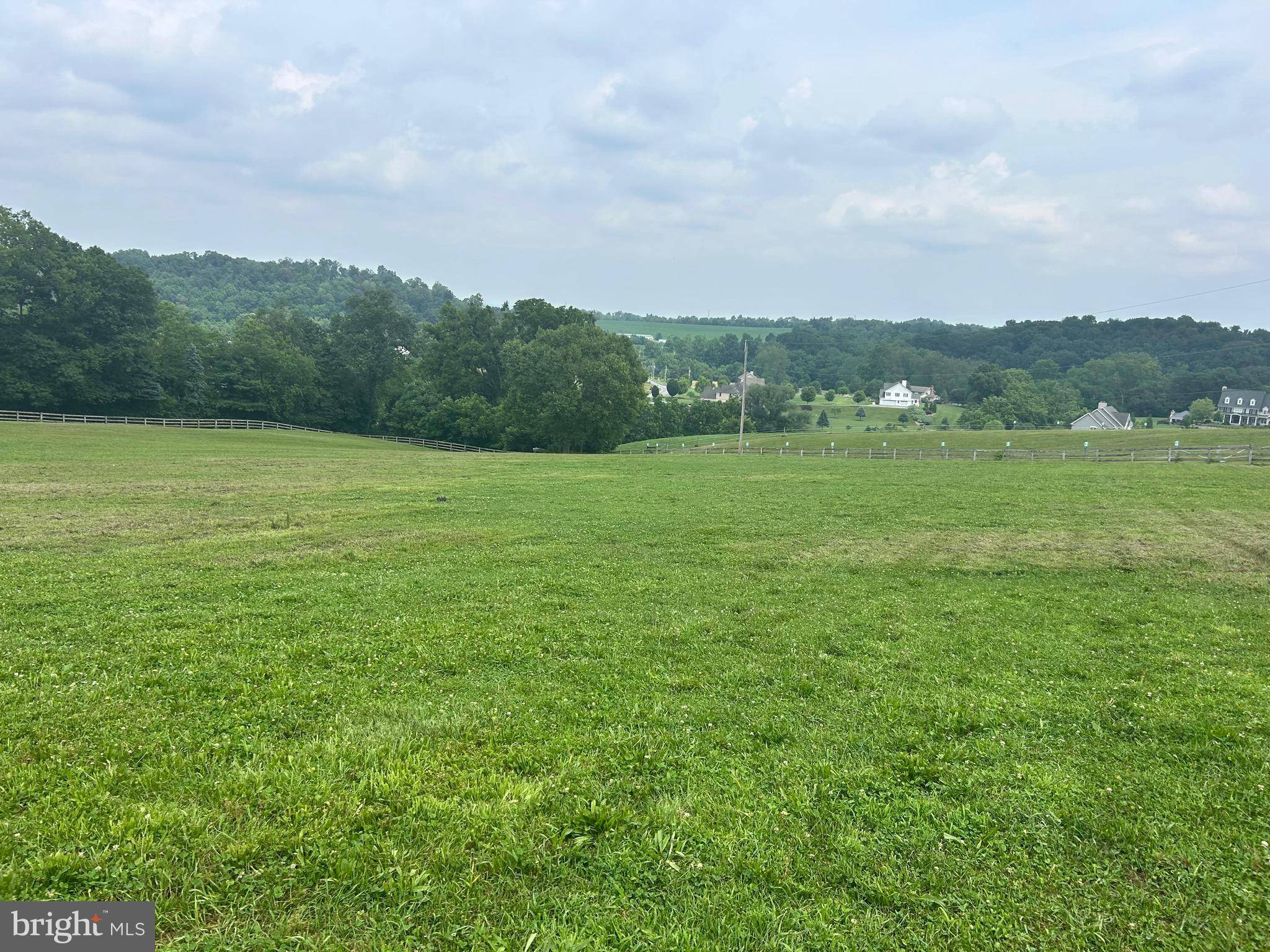Annville, PA 17003,2 CARSON LN