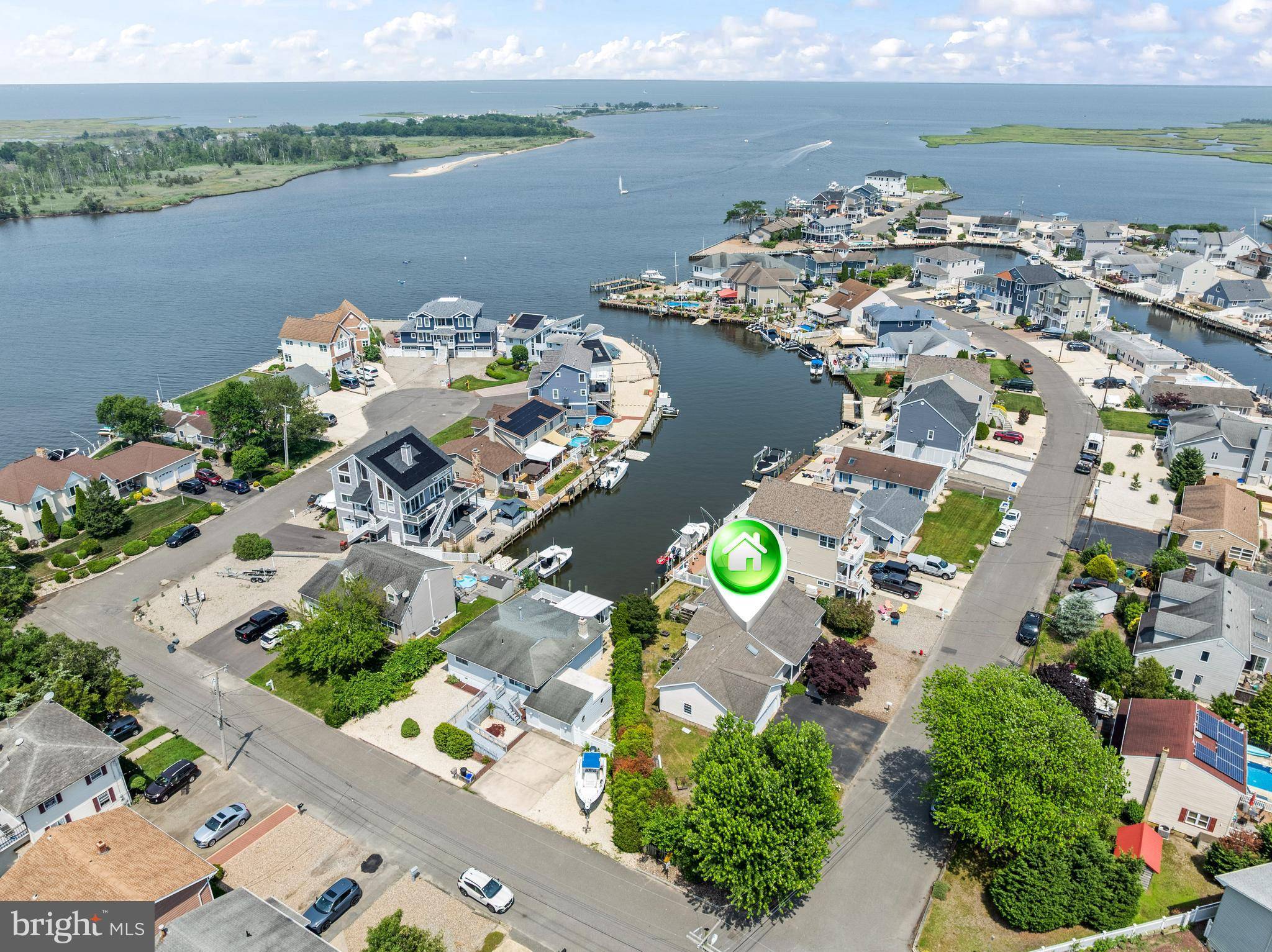 Lanoka Harbor, NJ 08734,935 MALLARD DR