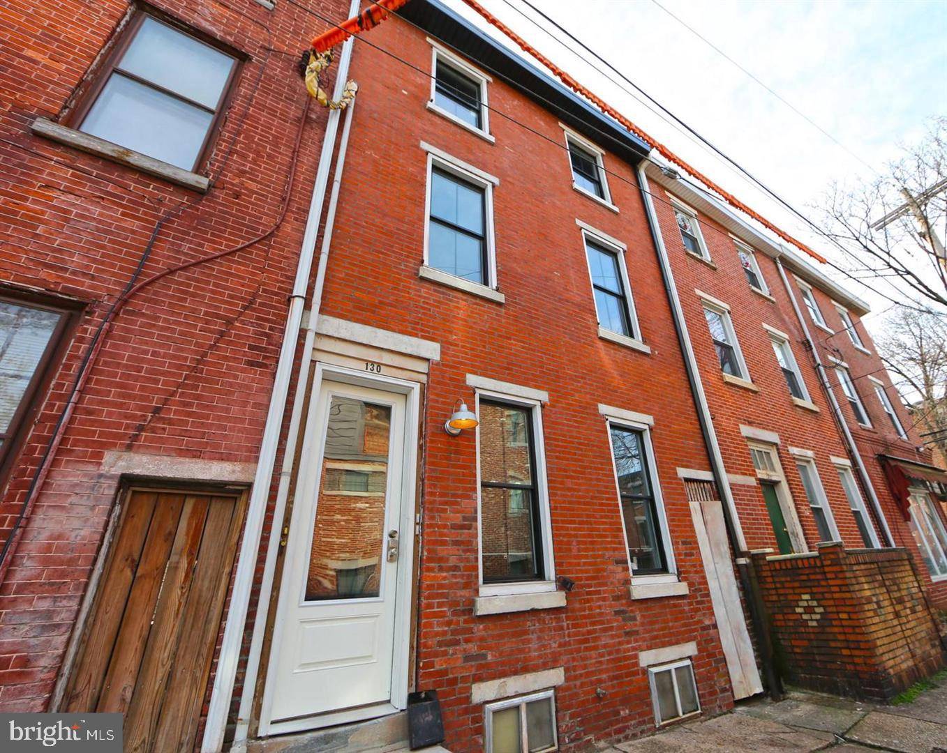 Philadelphia, PA 19123,130 W LAUREL ST #1