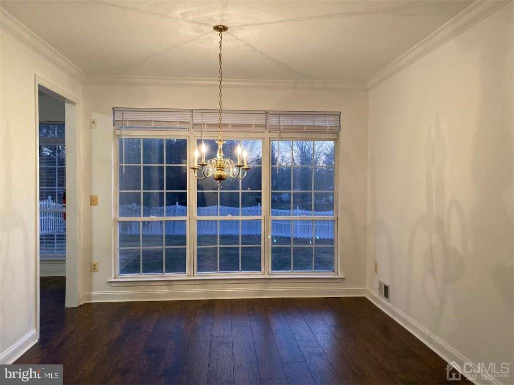 Plainsboro, NJ 08536,33 MARION DR