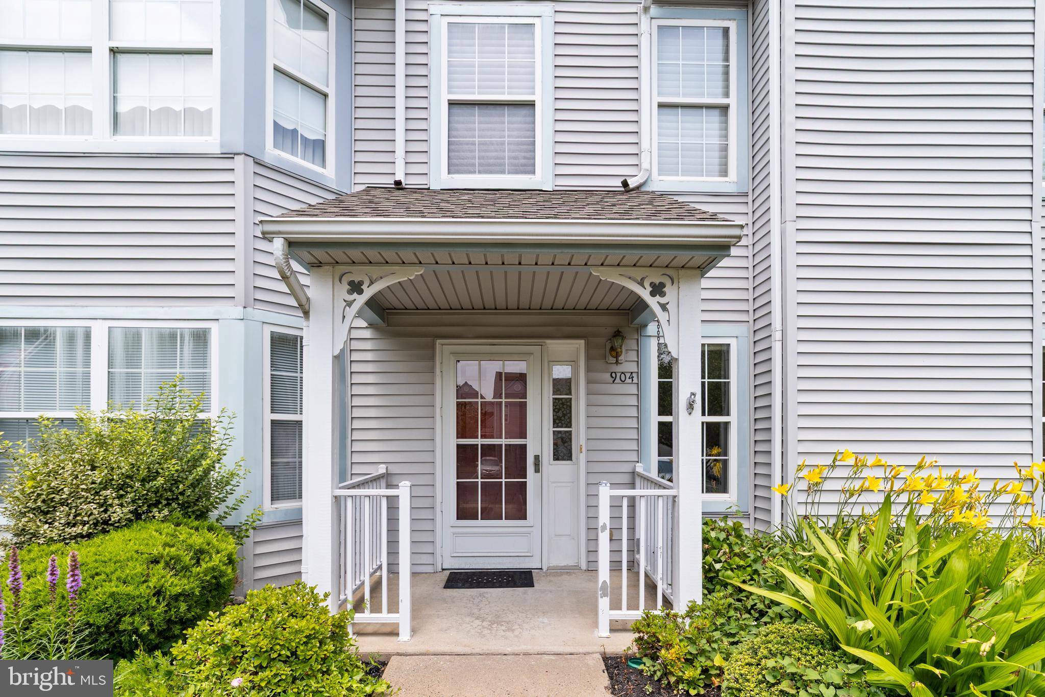 Cinnaminson, NJ 08077,904 SWEETWATER DR