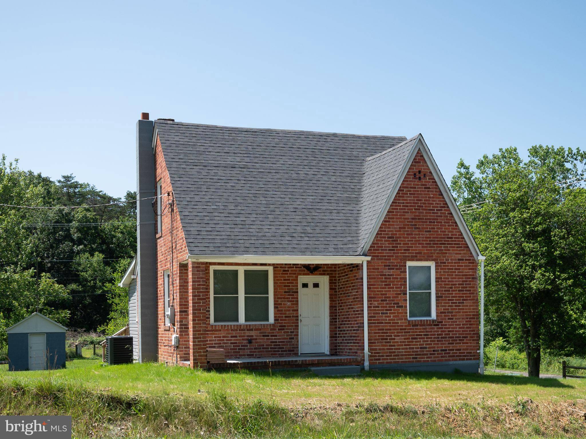 Front Royal, VA 22630,2450 HAPPY CREEK RD