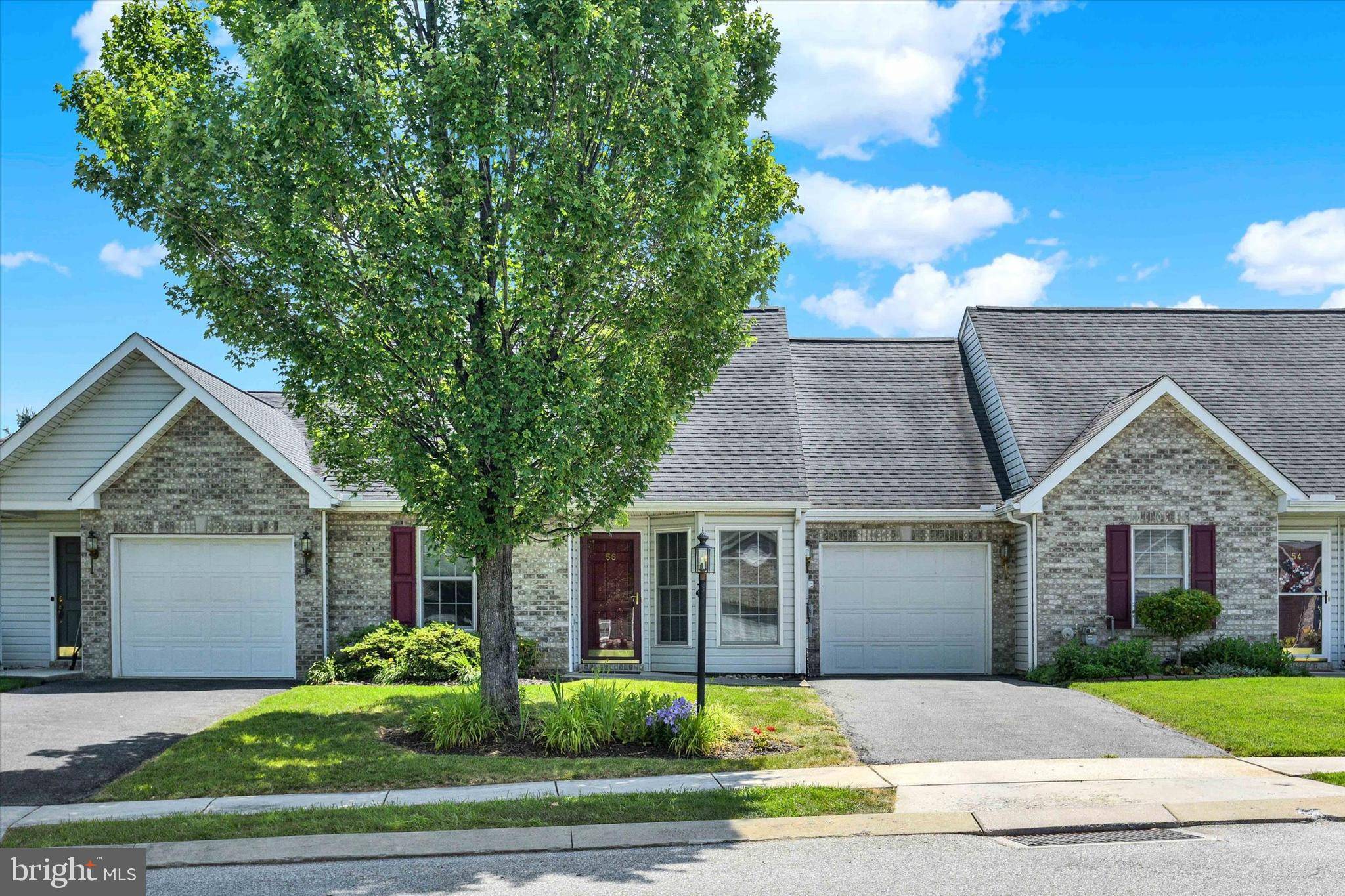 Mechanicsburg, PA 17050,56 LONGWOOD DR