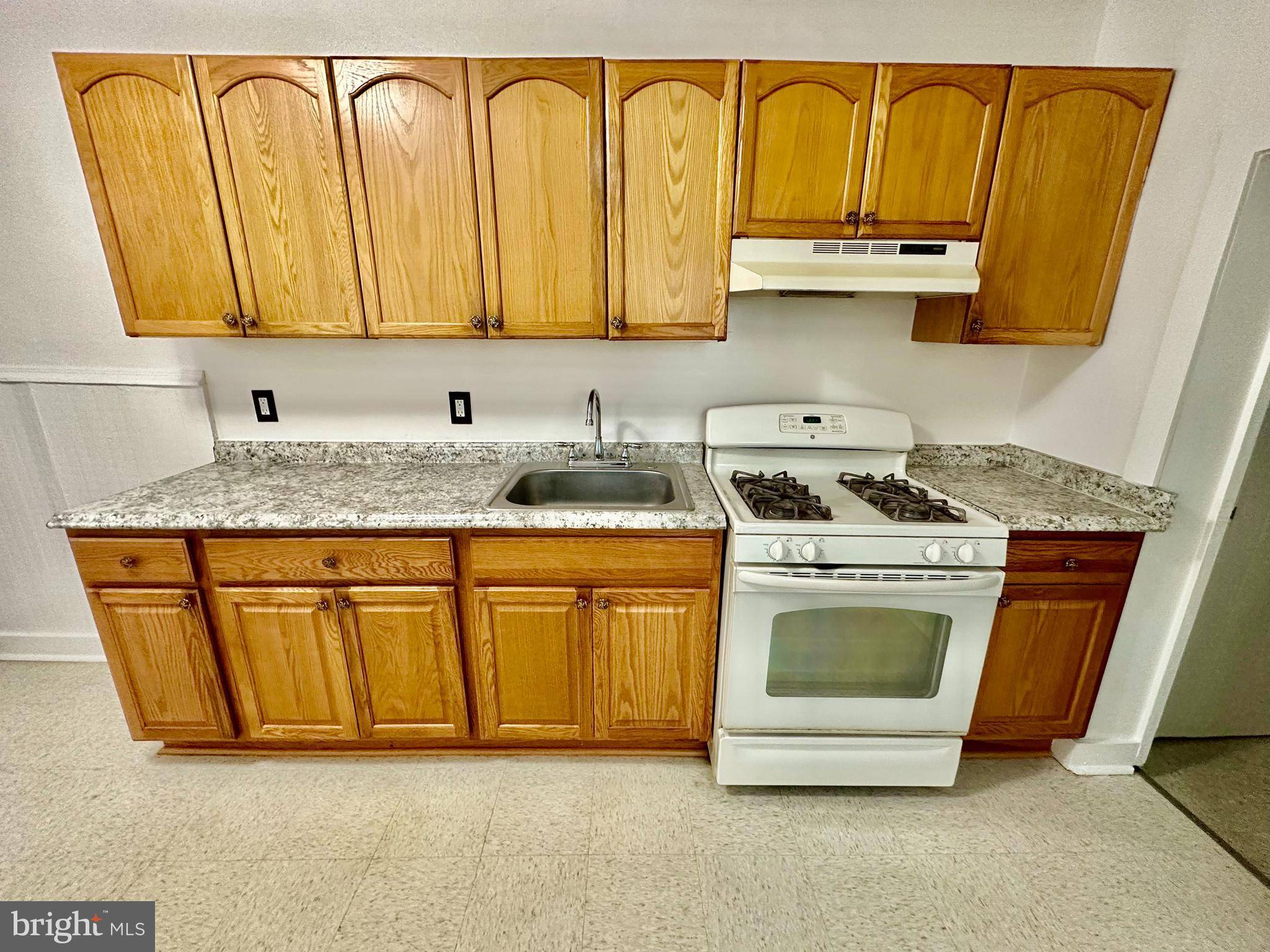 Lancaster, PA 17602,457 PERSHING AVE