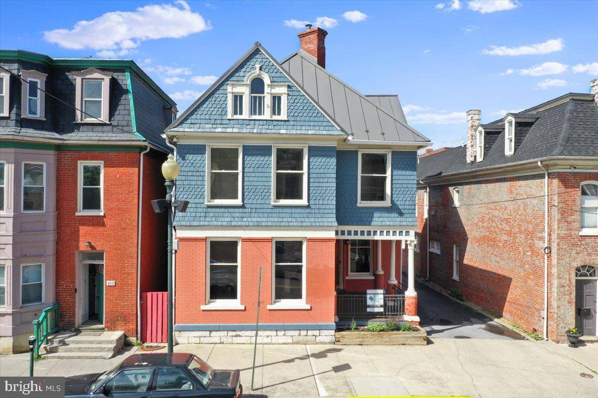Martinsburg, WV 25401,408 W KING ST #1B & 1C