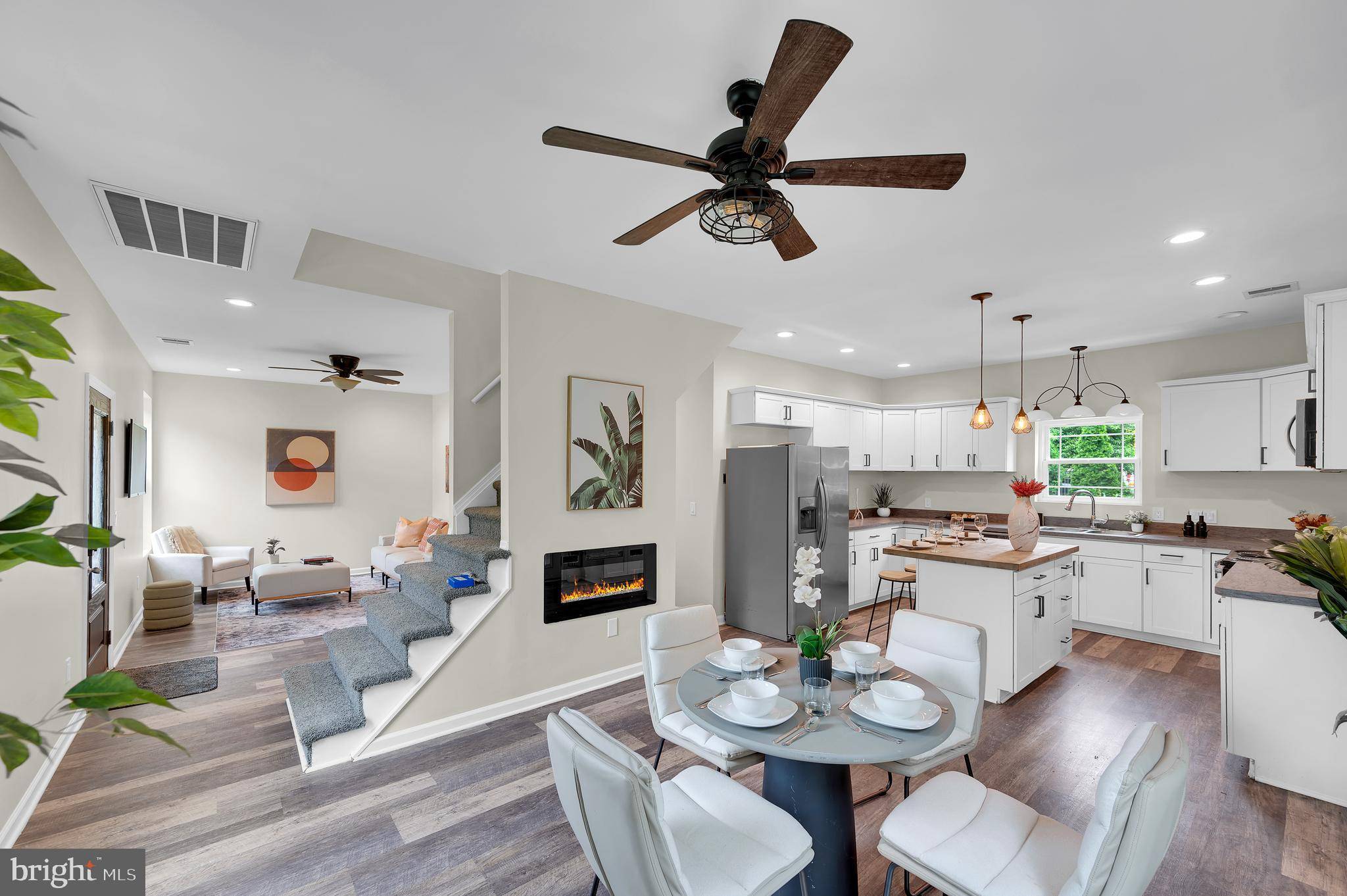Cream Ridge, NJ 08514,2 SEFEL AVE