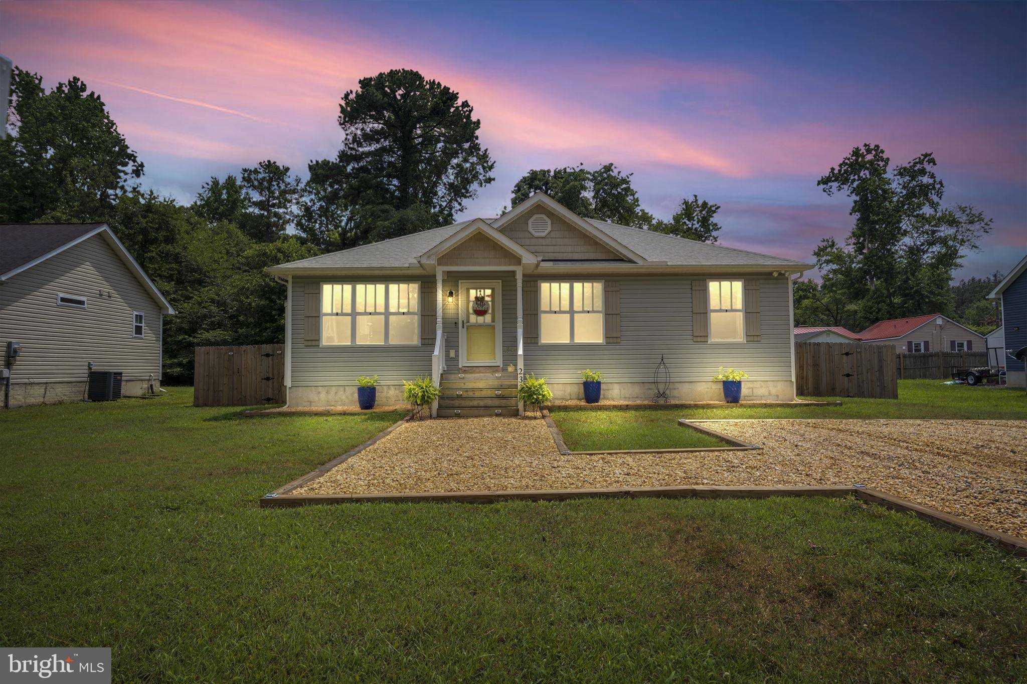 Colonial Beach, VA 22443,233 STRATFORD DR