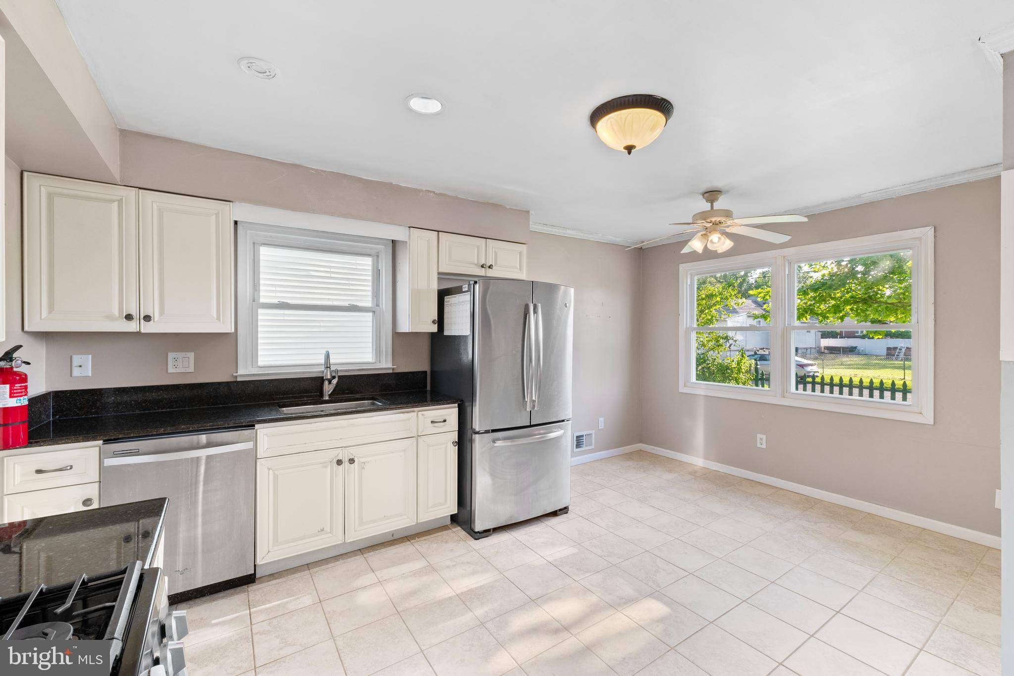 Keansburg, NJ 07734,12 ORCHARD ST