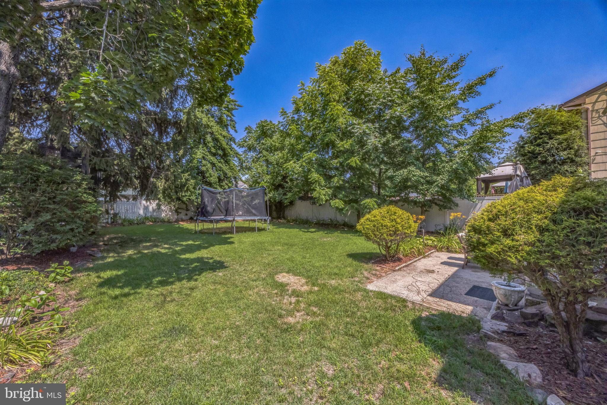 Westville, NJ 08093,325 WOODBINE AVE.
