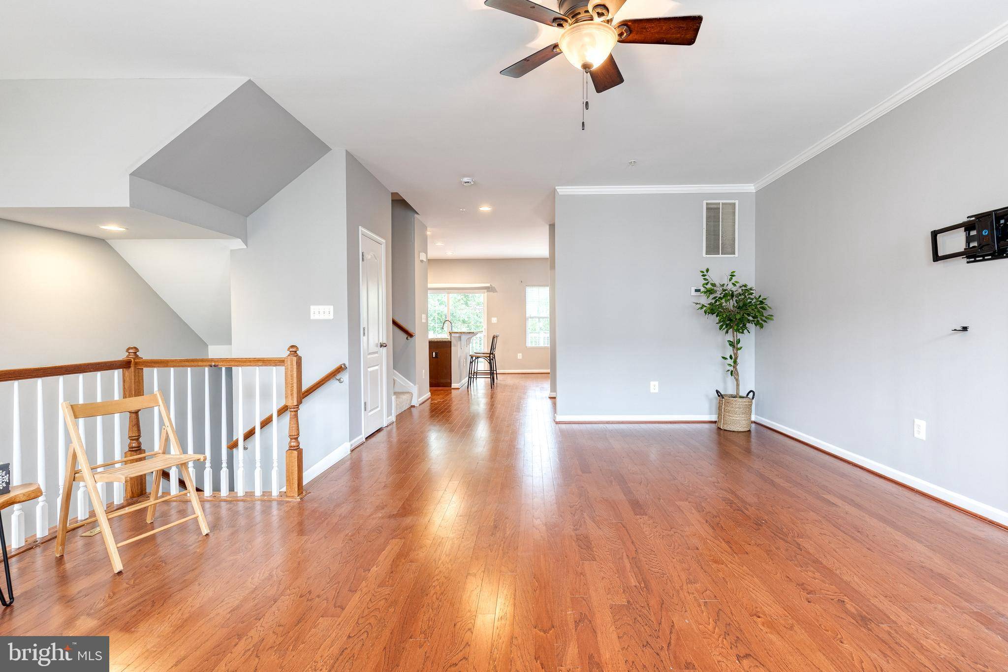 Glen Burnie, MD 21060,706 MILLHOUSE DR