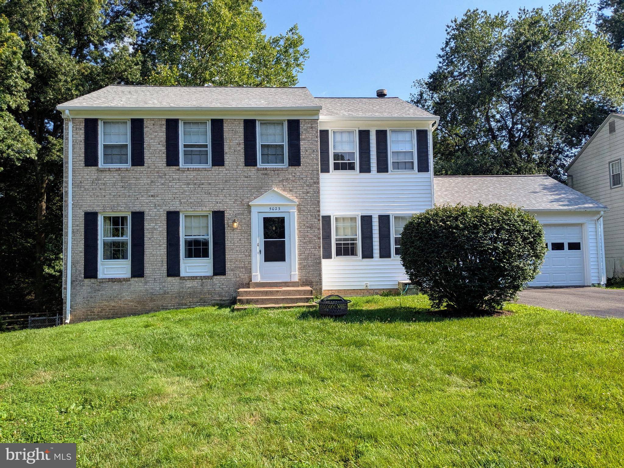 Annandale, VA 22003,5023 MIGNONETTE CT