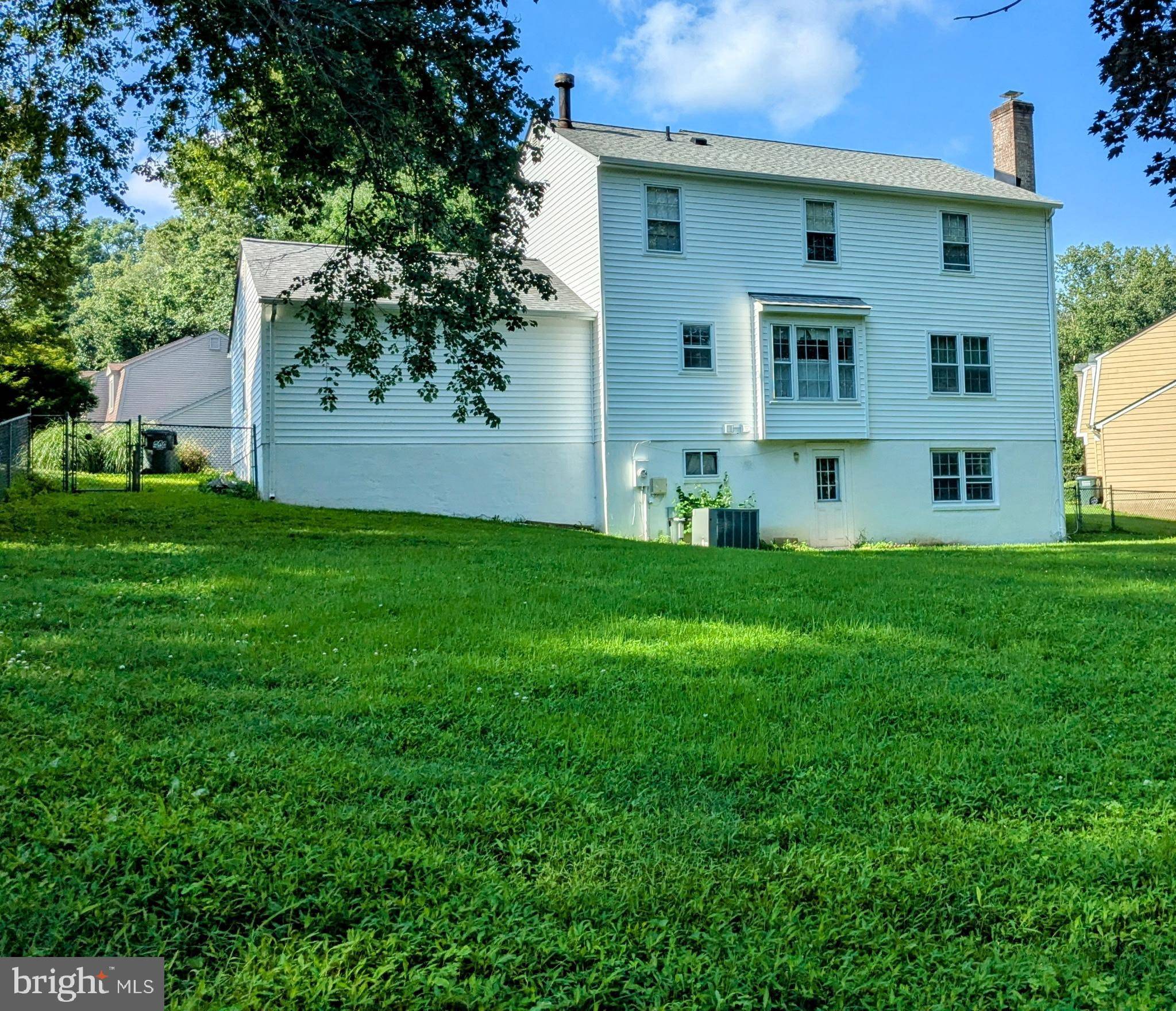Annandale, VA 22003,5023 MIGNONETTE CT
