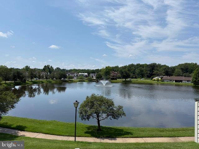 Mount Laurel, NJ 08054,28-B E DAISY LN