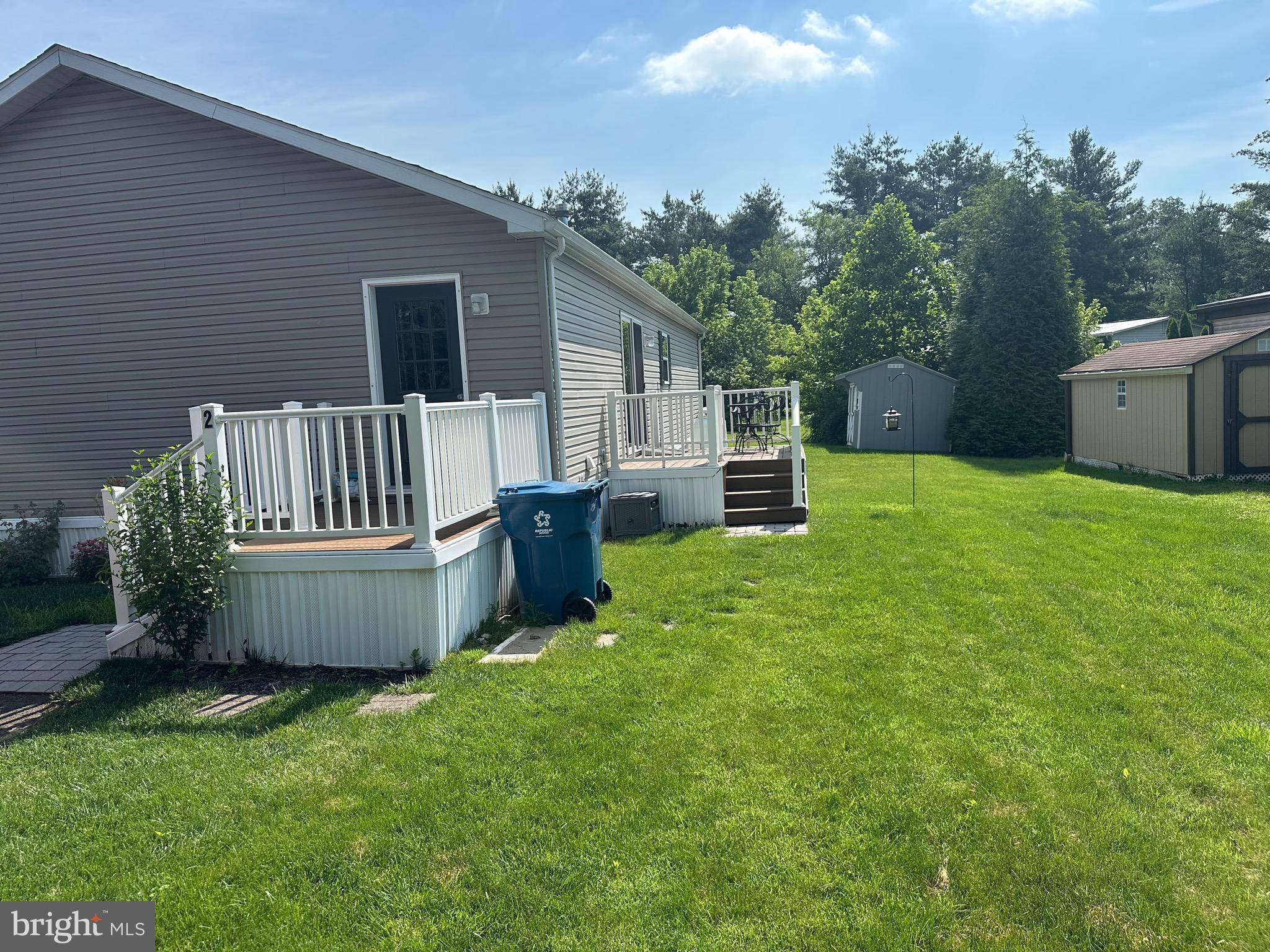 Quakertown, PA 18951,2 ELM CIR