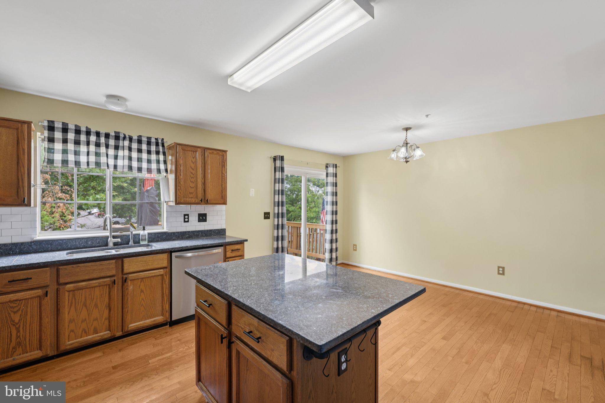 Odenton, MD 21113,204 ROYAL OAK CT