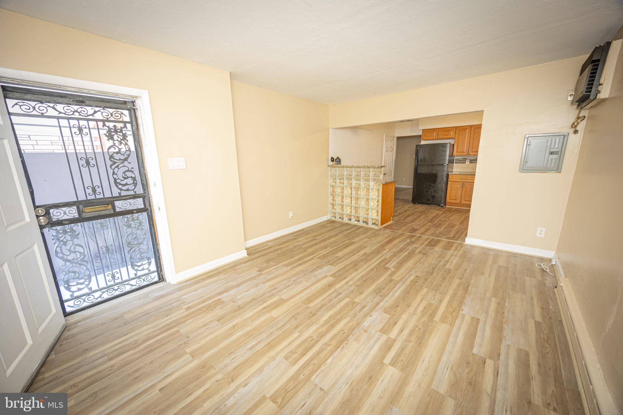 Philadelphia, PA 19120,4714 ROSEHILL ST