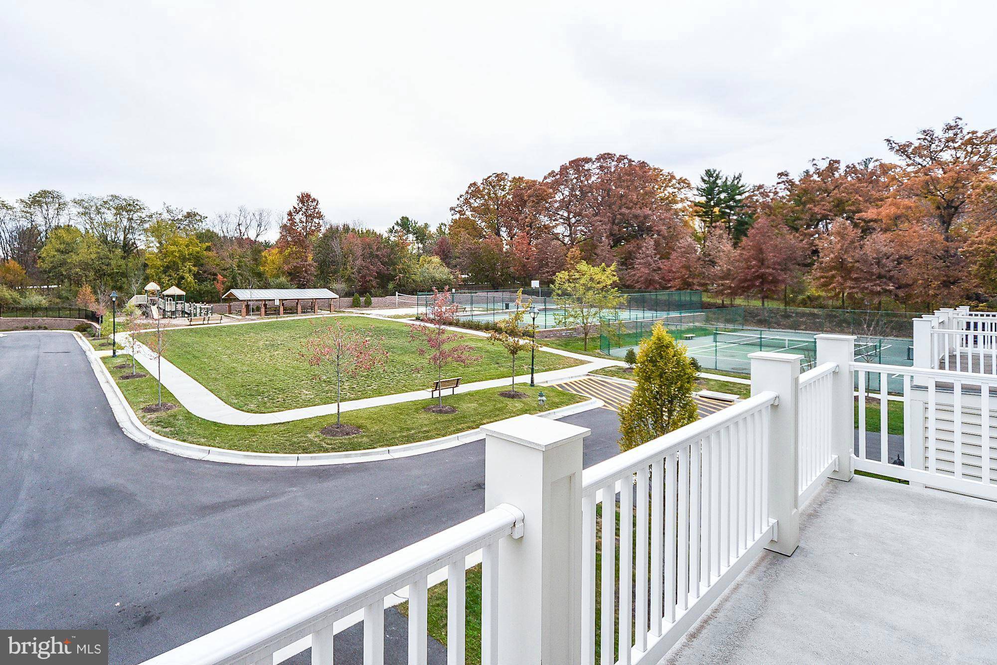Gaithersburg, MD 20878,211 WINTER WALK DR