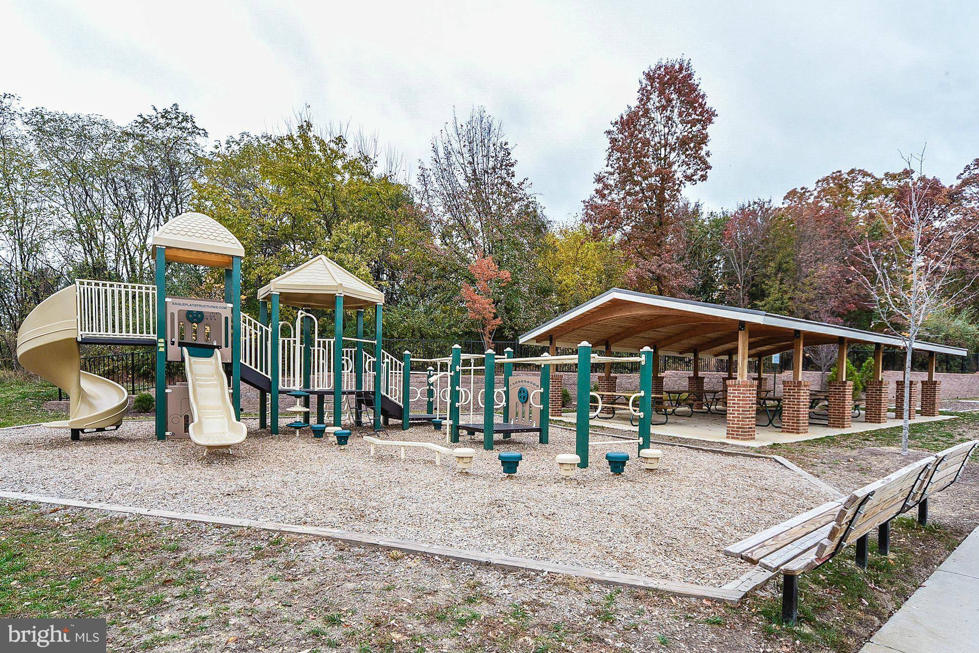 Gaithersburg, MD 20878,211 WINTER WALK DR