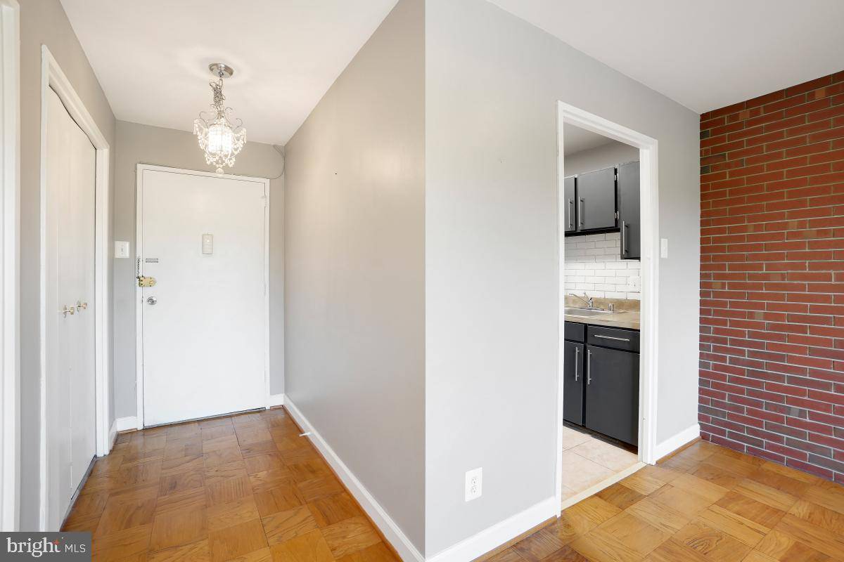 Silver Spring, MD 20910,1900 LYTTONSVILLE RD #1101