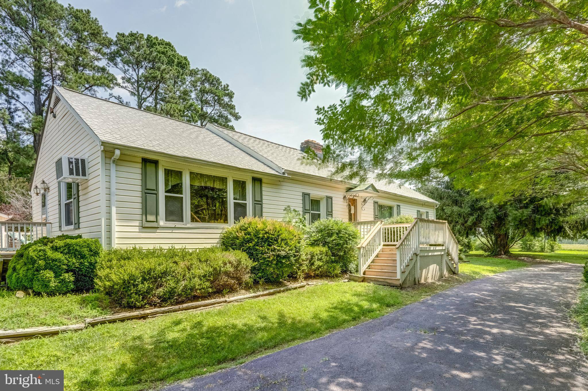 Mineral, VA 23117,602 E 1ST ST