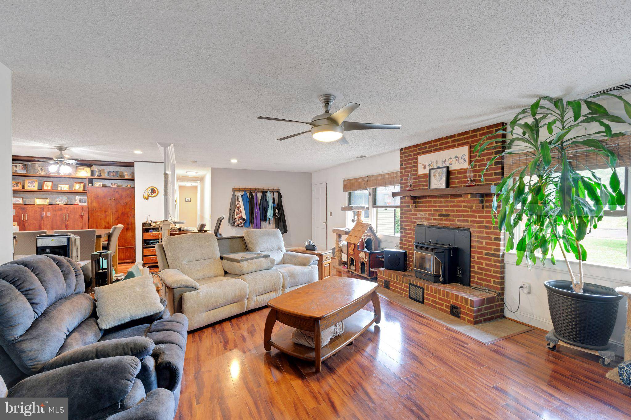 Edgewater, MD 21037,1218 PINE AVE