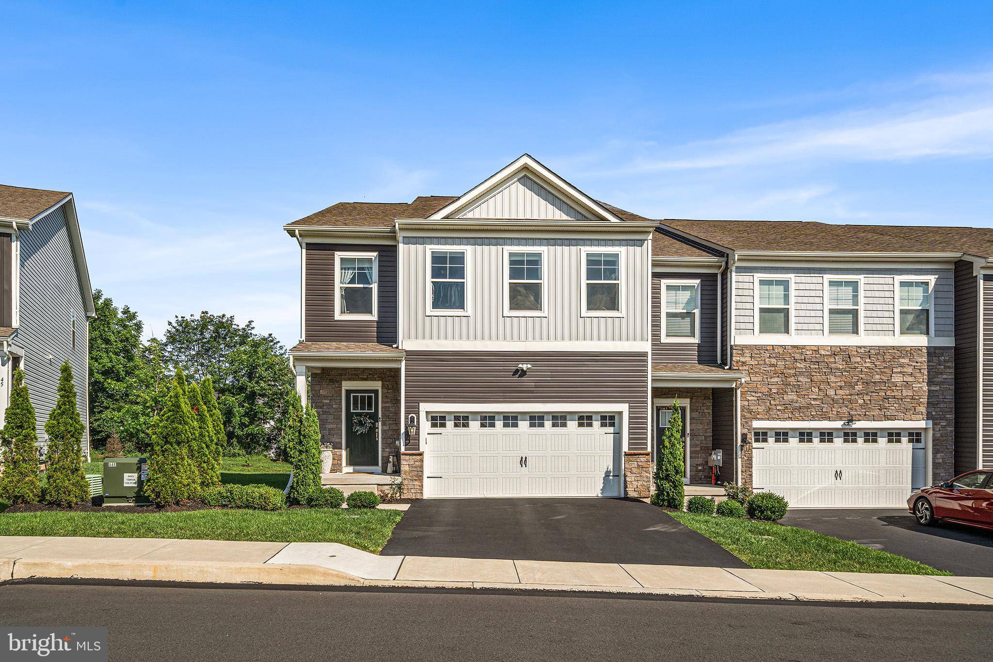 Phoenixville, PA 19460,43 HUMMINGBIRD LANE