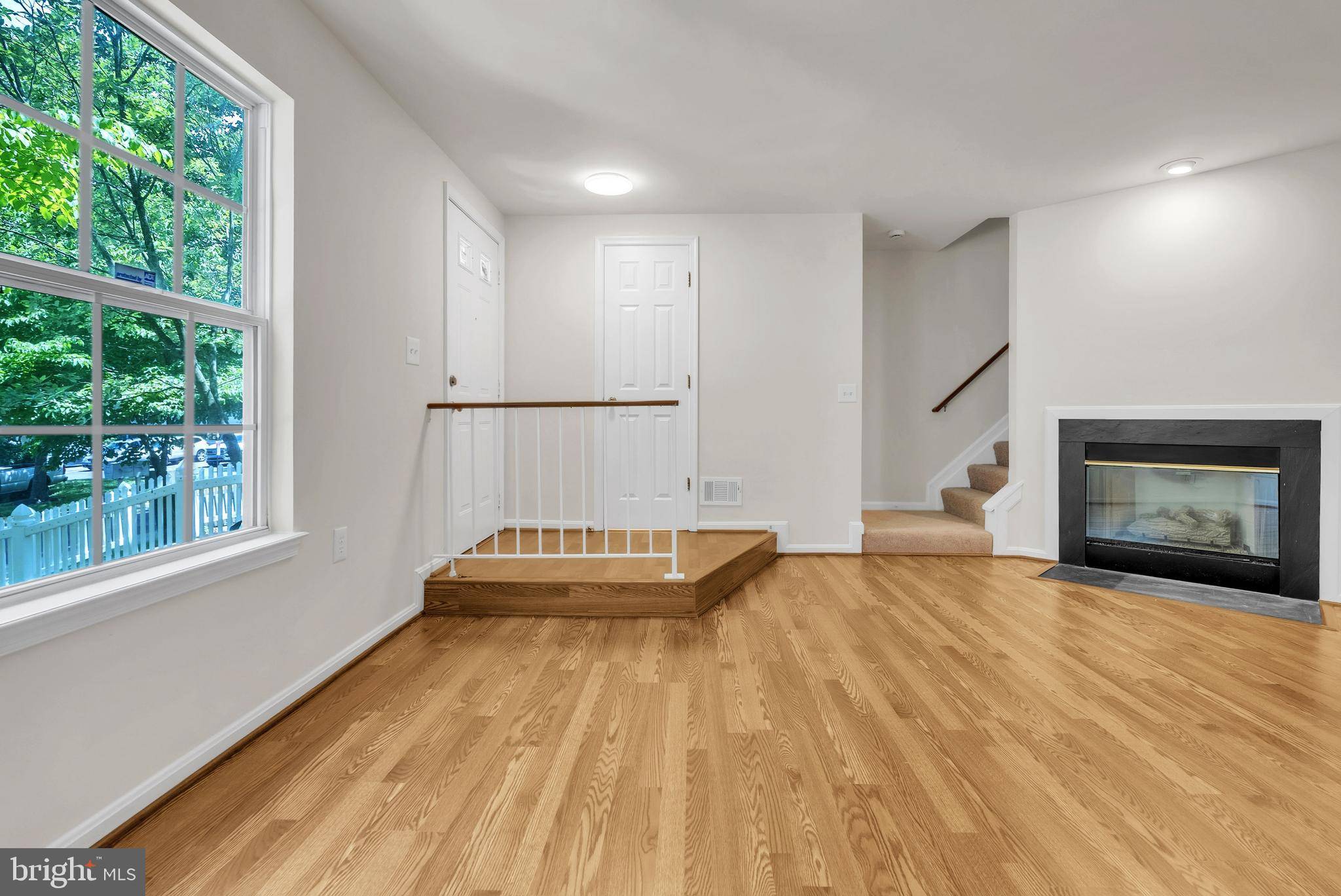 Germantown, MD 20874,13706 LARK SONG DR