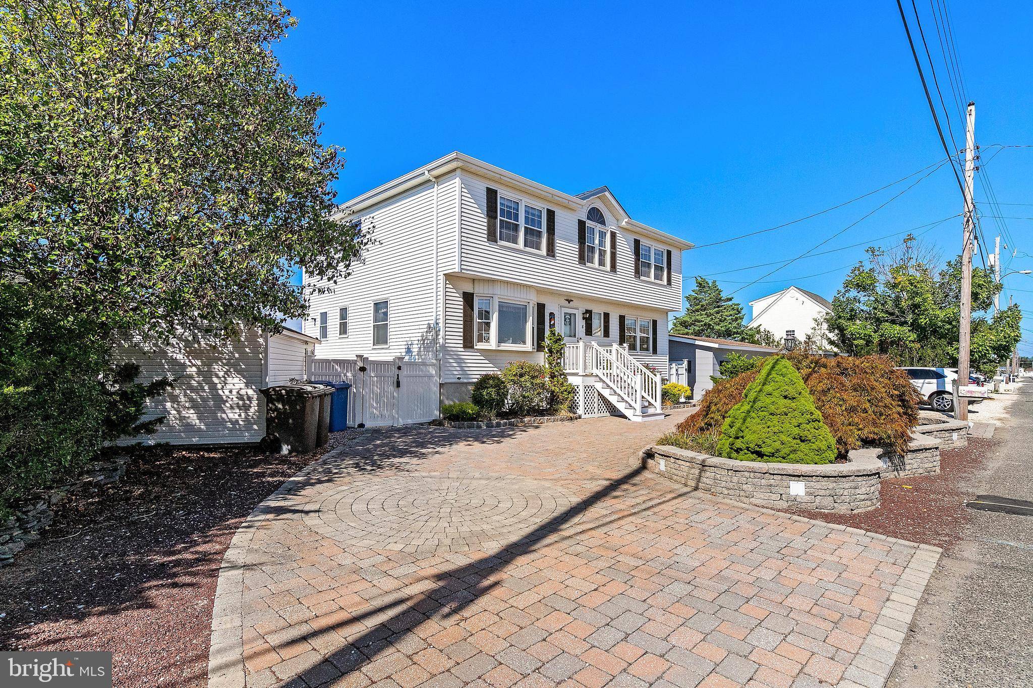 Manahawkin, NJ 08050,8 MARY ALICE RD